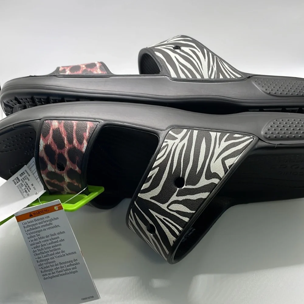 Crocs Classic Sandal - Graphics Black/Multi Animal Remix Men's 15, Women's 17